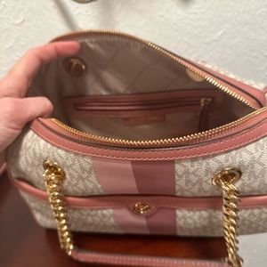 NWOT Michael Kors Signature
Blaire Small Duffle Satchel